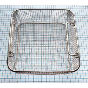 Classic Crimped Wire Mesh Sterilization Baskets, Tilted Handles